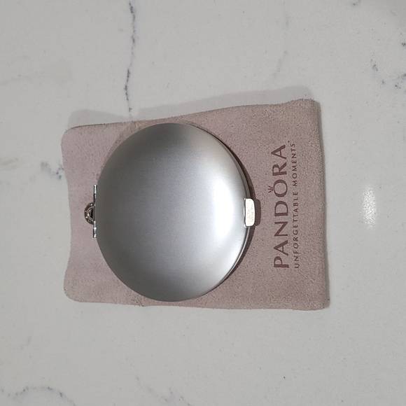 Pandora hand mirror with pouch - Picture 3 of 3